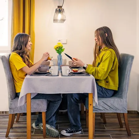 Bob Apartma - Abertham * Abertamy